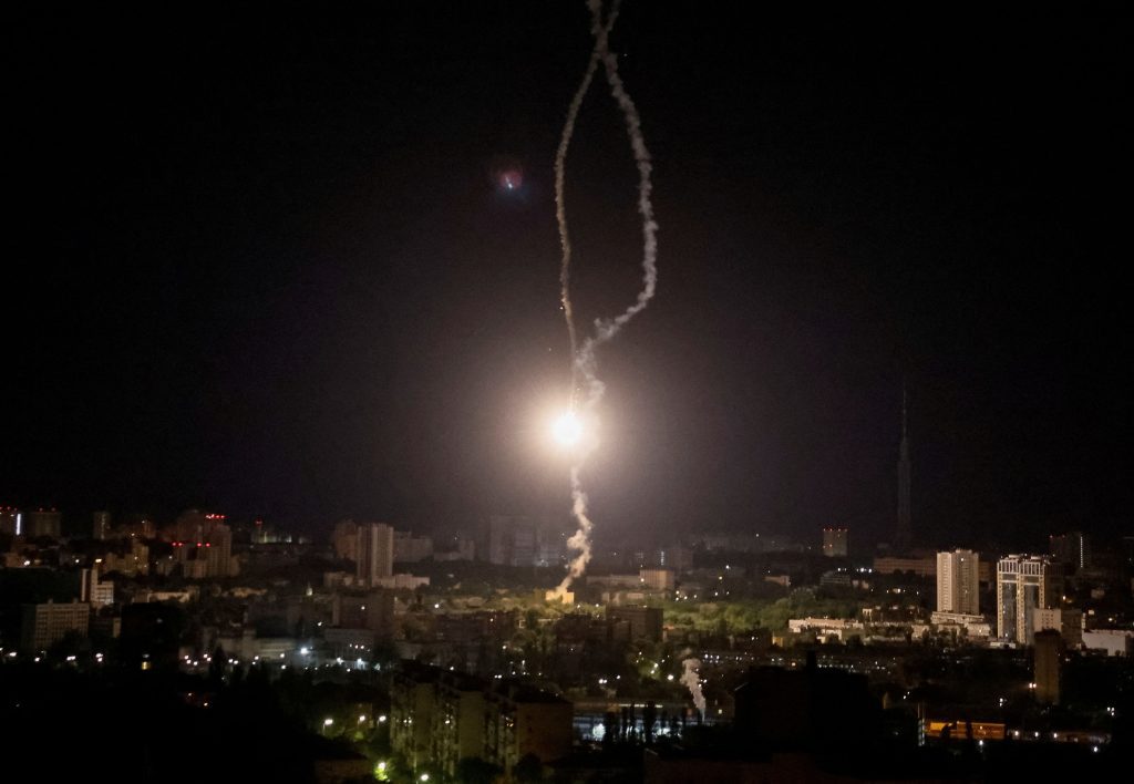 Άνευ προηγουμένου επίθεση με 283 drones στη Ρωσία – Οι δραματικές εξελίξεις που προκαλούν σοκ! 1 Άνευ προηγουμένου επίθεση με 283 drones στη Ρωσία – Οι δραματικές εξελίξεις που προκαλούν σοκ! - NewsPoint.gr
