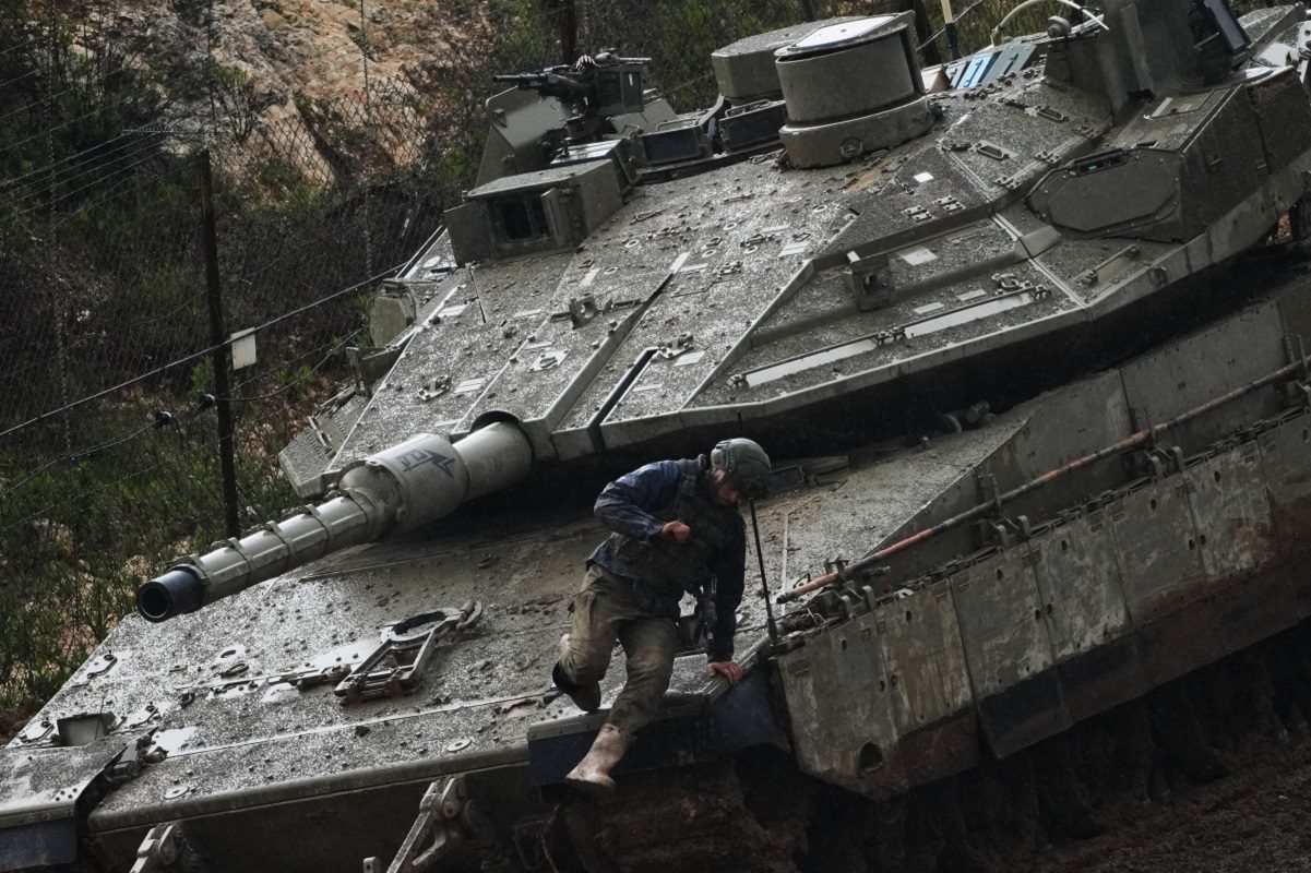 Παγκόσμιος Συναγερμός: Ασταμάτητοι βομβαρδισμοί, θανατηφόρες εξελίξεις και μυστικές διαπραγματεύσεις στη Μέση Ανατολή – Ποια είναι τα αμερικανικά σχέδια για το αύριο του πολέμου; 1 Παγκόσμιος Συναγερμός: Ασταμάτητοι βομβαρδισμοί, θανατηφόρες εξελίξεις και μυστικές διαπραγματεύσεις στη Μέση Ανατολή – Ποια είναι τα αμερικανικά σχέδια για το αύριο του πολέμου; - NewsPoint.gr