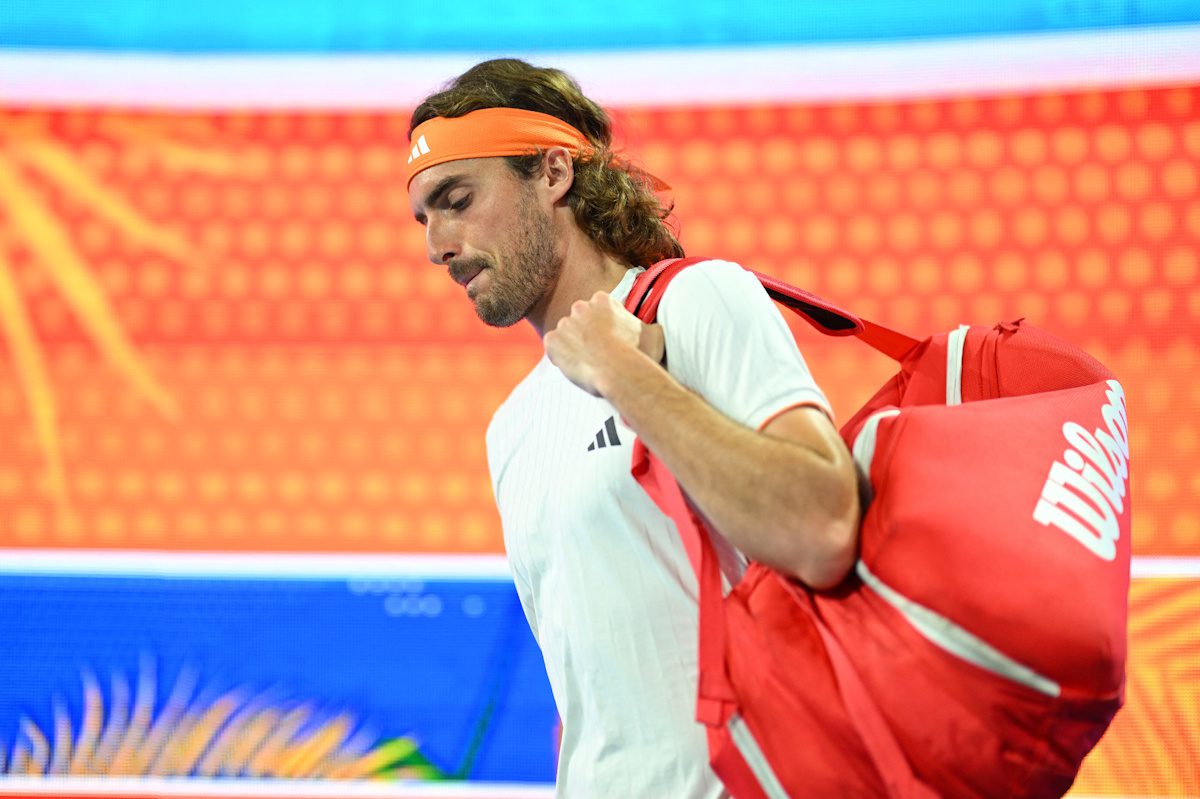Η συντριβή του Τσιτσιπά στο Miami Open και η έκρηξη νεύρων που κανείς δεν περίμενε! - NewsPoint.gr