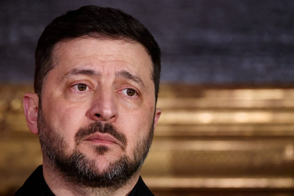 Ανησυχητική προειδοποίηση Ζελένσκι: Ορατός ο κίνδυνος μαζικών ρωσικών αεροπορικών επιδρομών κάθε στιγμή! 11 Ανησυχητική προειδοποίηση Ζελένσκι: Ορατός ο κίνδυνος μαζικών ρωσικών αεροπορικών επιδρομών κάθε στιγμή! - NewsPoint.gr