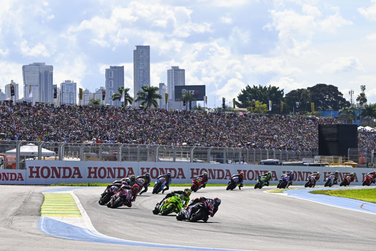 Ανατροπή στο MotoGP: Η σύγκρουση Aprilia–Ducati φέρνει εξελίξεις που κανείς δεν περίμενε! 28 Ανατροπή στο MotoGP: Η σύγκρουση Aprilia–Ducati φέρνει εξελίξεις που κανείς δεν περίμενε! - NewsPoint.gr