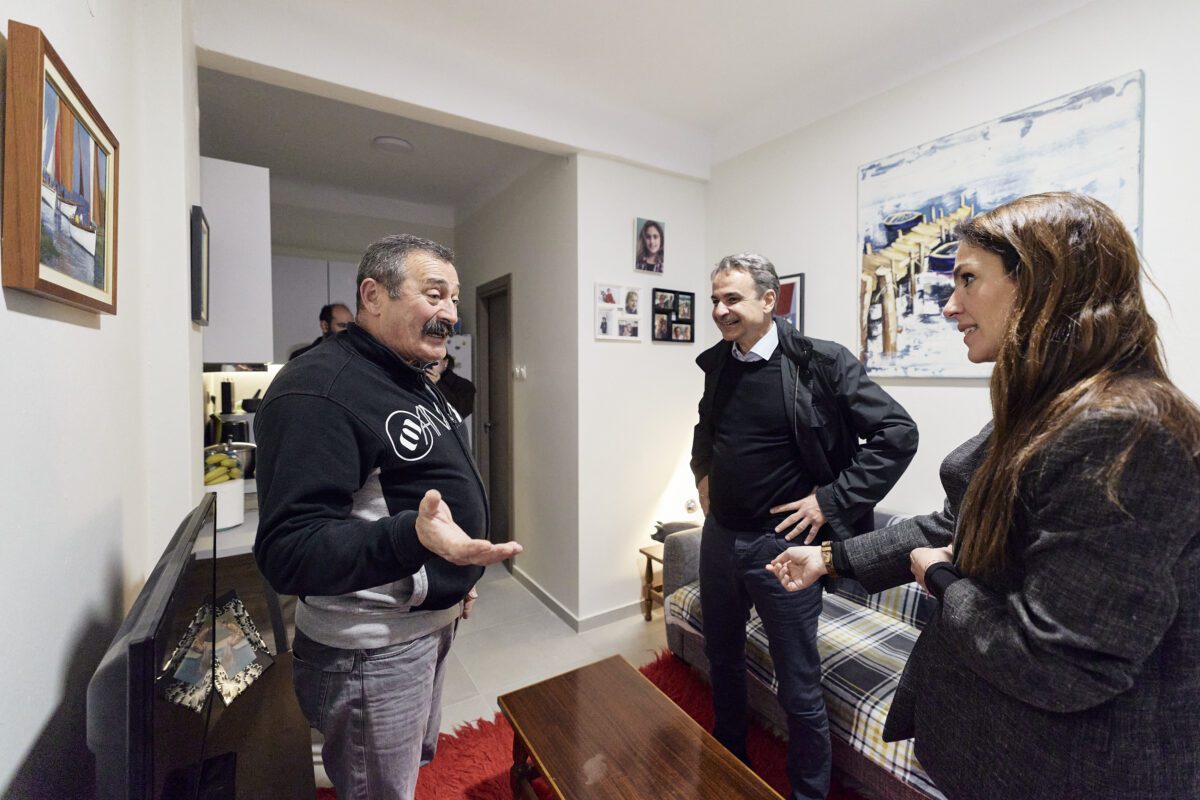Η κίνηση του Μητσοτάκη στη Θεσσαλονίκη που συγκίνησε τους πάντες: «Μια δεύτερη ευκαιρία αλλάζει ζωές!» 1 Η κίνηση του Μητσοτάκη στη Θεσσαλονίκη που συγκίνησε τους πάντες: «Μια δεύτερη ευκαιρία αλλάζει ζωές!» - NewsPoint.gr