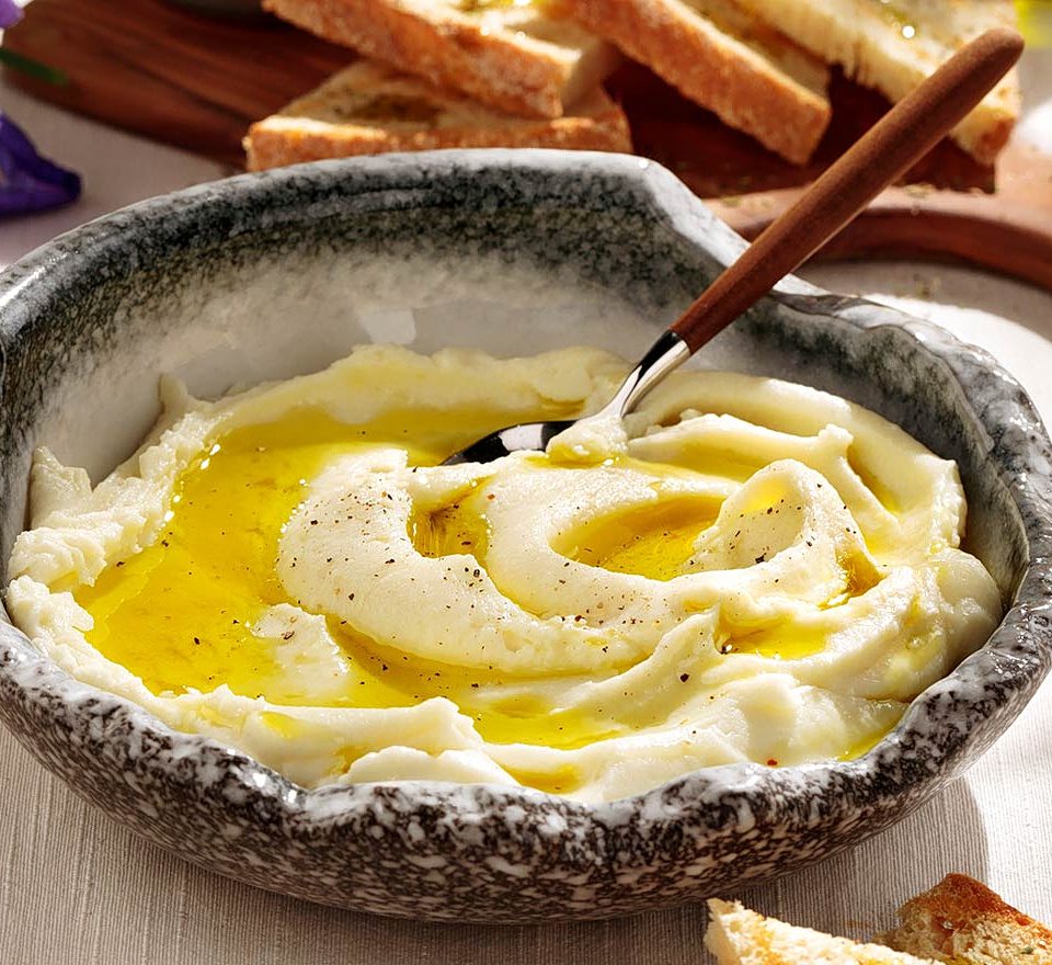 Η σκορδαλιά που ετοιμάζεις σε 10 λεπτά και ξετρελαίνει όλη την οικογένεια – Το μυστικό που δεν ήξερες 1 Η σκορδαλιά που ετοιμάζεις σε 10 λεπτά και ξετρελαίνει όλη την οικογένεια – Το μυστικό που δεν ήξερες - NewsPoint.gr