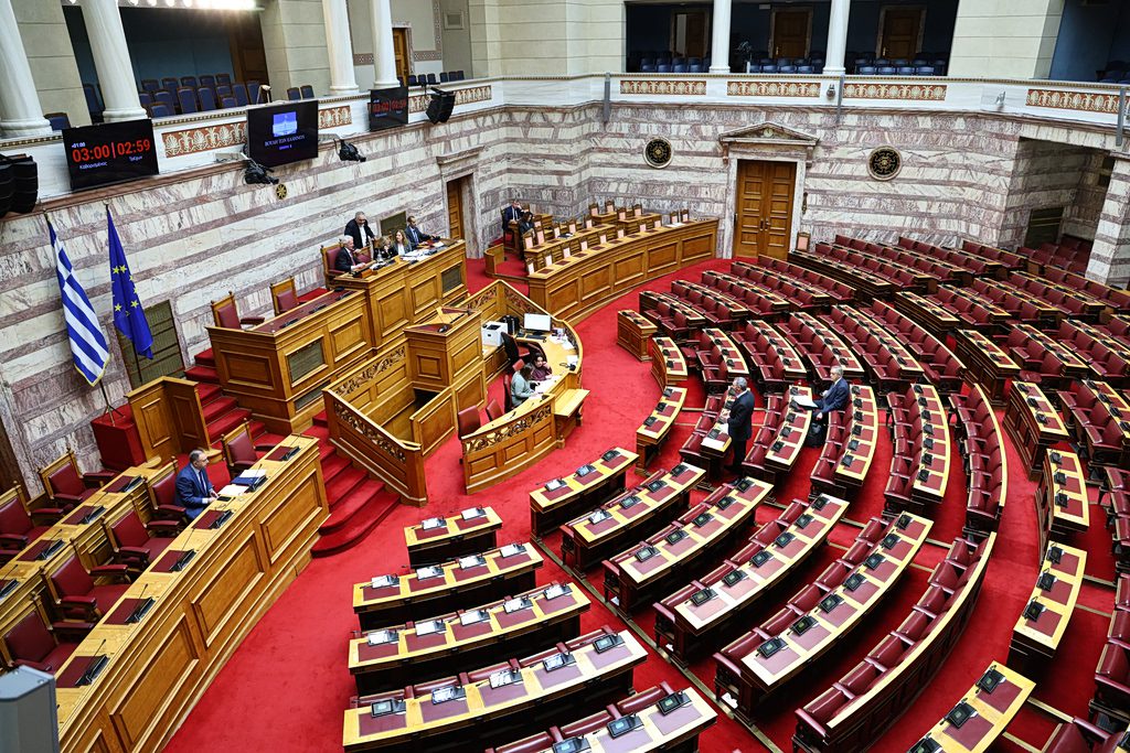 Η δραματική επιστροφή του σκανδάλου υποκλοπών συγκλονίζει ξανά τη Βουλή – Κρίσιμο το επόμενο βήμα της κυβέρνησης! 1 Η δραματική επιστροφή του σκανδάλου υποκλοπών συγκλονίζει ξανά τη Βουλή – Κρίσιμο το επόμενο βήμα της κυβέρνησης! - NewsPoint.gr