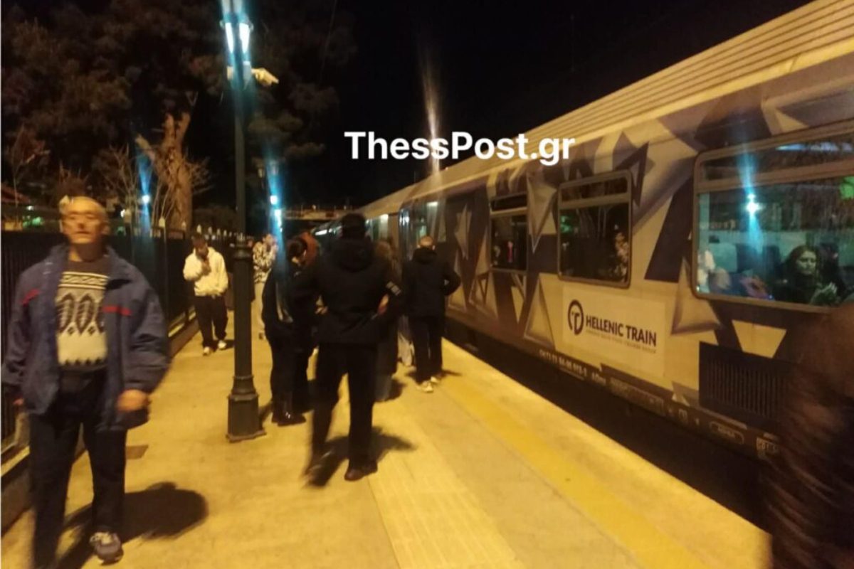Σοκ και αγανάκτηση: Το τρένο Αθήνα-Θεσσαλονίκη «πάγωσε» στην Οινόη – 400 επιβάτες σε απόγνωση χωρίς ενημέρωση! - NewsPoint.gr