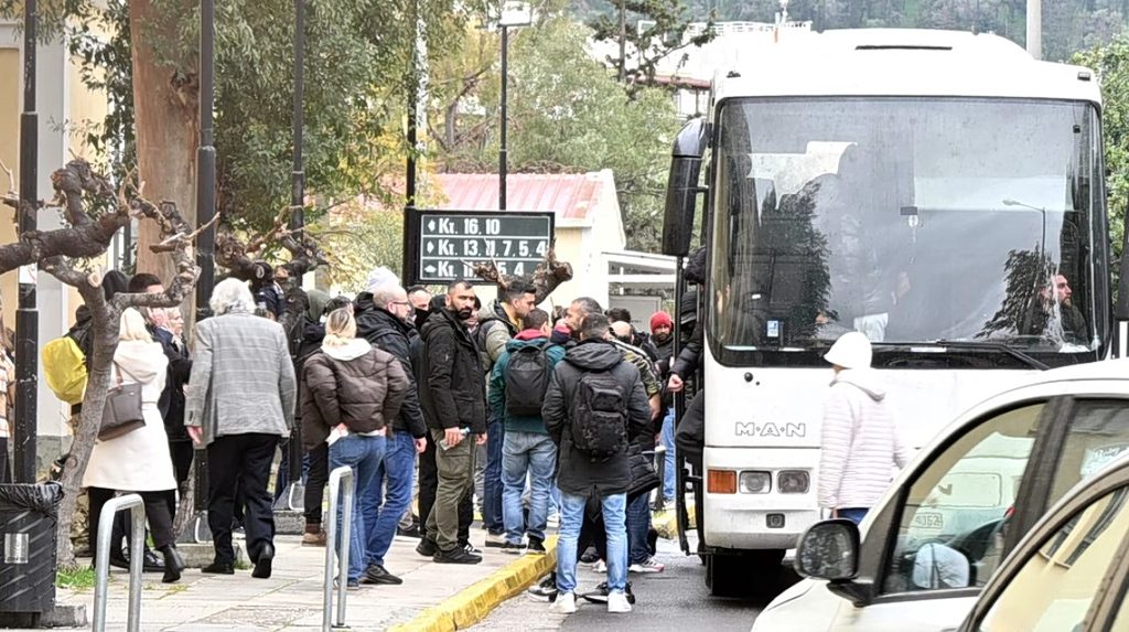 Σεισμός στην υπόθεση ΕΦΚΑ: Ριάλιτι παίκτης και γνωστοί λογιστές στη φυλακή – Απίστευτες αποκαλύψεις για το κύκλωμα των εκατομμυρίων! - NewsPoint.gr
