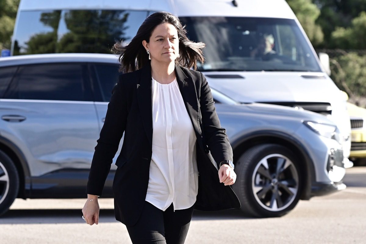 Απίστευτη ανατροπή στους μισθούς: Έρχονται σημαντικές αυξήσεις και παροχές για χιλιάδες εργαζόμενους! - NewsPoint.gr