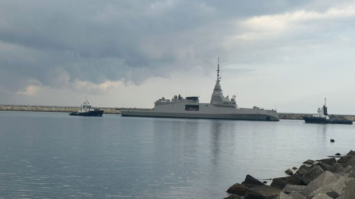 Ανατροπή στην Κύπρο: Η εντυπωσιακή άφιξη της φρεγάτας «Κίμων» στη Λεμεσό εν μέσω πολεμικών εξελίξεων! - NewsPoint.gr