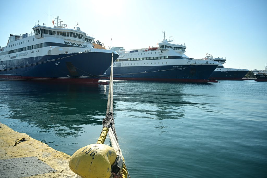 Απίστευτη αναστάτωση σε όλα τα λιμάνια: Όλη η αλήθεια πίσω από τη 24ωρη απεργία των ναυτικών λόγω Μ. Ανατολής! - NewsPoint.gr