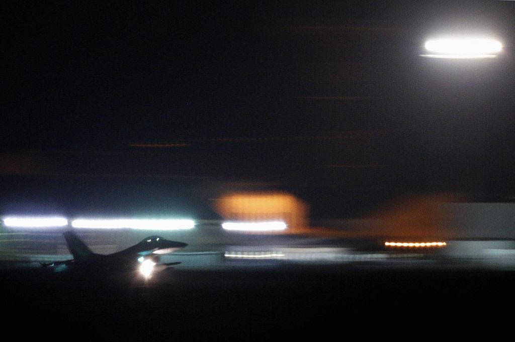 Πανικός στη Σικελία: Ο σεισμός που προκάλεσε φόβους για επίθεση εξαιτίας της κλιμάκωσης στη Μέση Ανατολή! 17 Πανικός στη Σικελία: Ο σεισμός που προκάλεσε φόβους για επίθεση εξαιτίας της κλιμάκωσης στη Μέση Ανατολή! - NewsPoint.gr