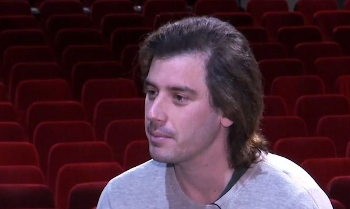 Απίστευτο περιστατικό με τον Γιώργο Αμούτζα: Τι του είπαν Κρητικοί σε καφέ για τον ρόλο του στον Σασμό – Η αντίδρασή του θα σας ξαφνιάσει! 1 Απίστευτο περιστατικό με τον Γιώργο Αμούτζα: Τι του είπαν Κρητικοί σε καφέ για τον ρόλο του στον Σασμό – Η αντίδρασή του θα σας ξαφνιάσει! - NewsPoint.gr