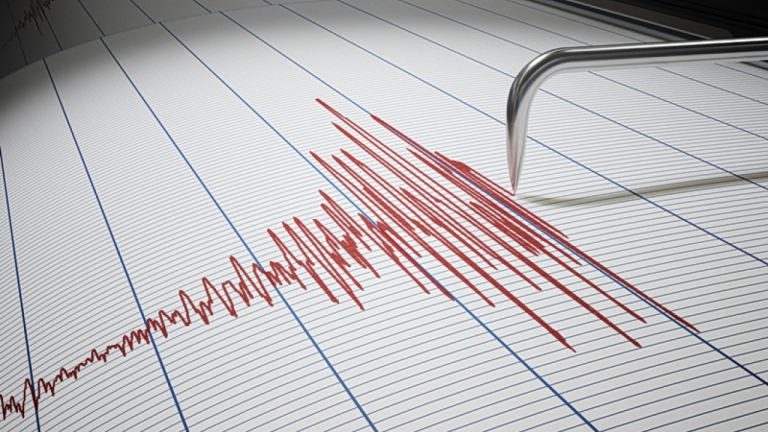 Συναγερμός στην Ήπειρο: Ισχυρός σεισμός 5,3 Ρίχτερ ταρακούνησε τη νύχτα – Οι εικόνες που σοκάρουν - NewsPoint.gr