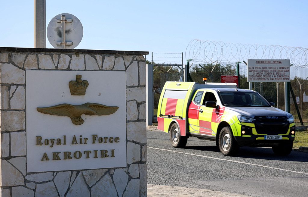 Η αποκάλυψη που συγκλονίζει για την Κύπρο: «Όμηρος» σε επικίνδυνα παιχνίδια Βρετανίας και ΗΠΑ! - NewsPoint.gr