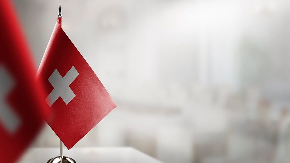 Απίστευτη άνοδος στις εξαγωγές όπλων της Ελβετίας το 2025 – Γιατί όλοι ανησυχούν για τις νέες χαλαρώσεις! 1 Απίστευτη άνοδος στις εξαγωγές όπλων της Ελβετίας το 2025 – Γιατί όλοι ανησυχούν για τις νέες χαλαρώσεις! - NewsPoint.gr