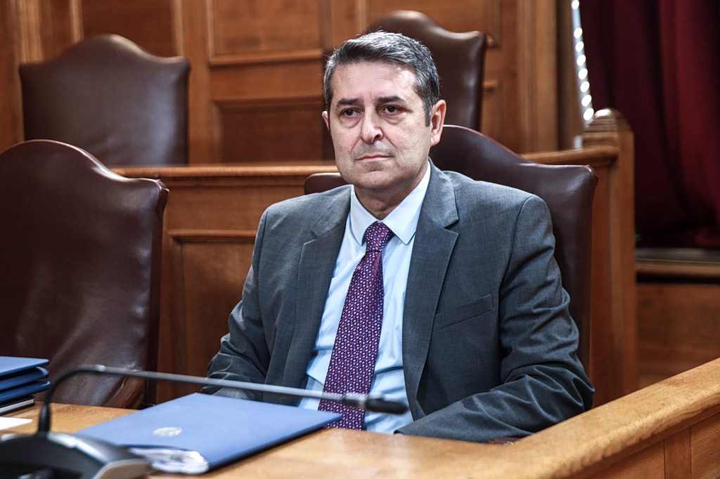 Συγκλονιστικές εξελίξεις: Ο Γιώργος Μυλωνάκης δίνει τη μάχη της ζωής του στη ΜΕΘ – Οι πρώτες ελπίδες και η κρίσιμη αγωνία 1 Συγκλονιστικές εξελίξεις: Ο Γιώργος Μυλωνάκης δίνει τη μάχη της ζωής του στη ΜΕΘ – Οι πρώτες ελπίδες και η κρίσιμη αγωνία - NewsPoint.gr