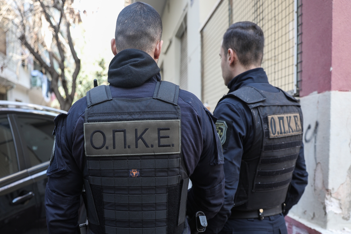 Σάλος στην Κοζάνη: Συνελήφθη διάσημος ράπερ με κοκαΐνη σε μπλόκο της ΟΠΚΕ – Κανείς δεν περίμενε αυτή την εξέλιξη! - NewsPoint.gr