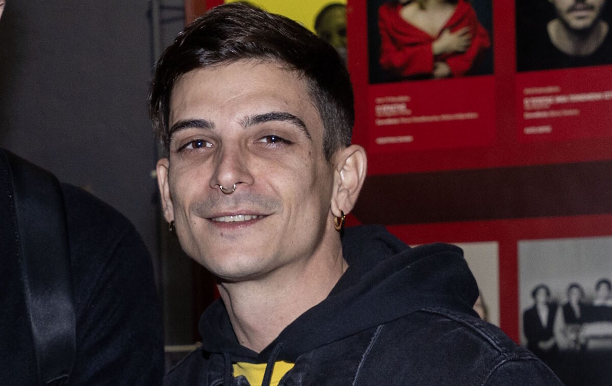 Απίστευτη εξομολόγηση του Νικολάκη Ζεγκίνογλου: Η στιγμή στην εκκλησία που τον άφησε άφωνο! 1 Απίστευτη εξομολόγηση του Νικολάκη Ζεγκίνογλου: Η στιγμή στην εκκλησία που τον άφησε άφωνο! - NewsPoint.gr