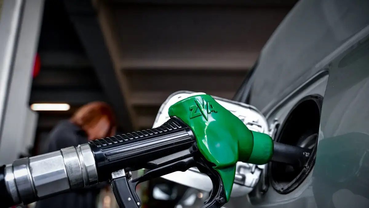 Μην χάσετε το Fuel Pass 2026: Ποιοι προλαβαίνουν την τελευταία μεγάλη ευκαιρία μέχρι την Πέμπτη; - NewsPoint.gr