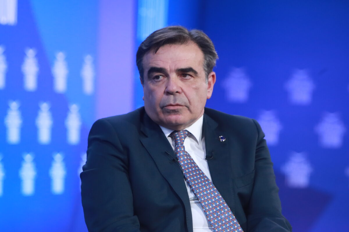 Η απρόσμενη ορκωμοσία που ταράζει το πολιτικό σκηνικό – Ποιοι αναλαμβάνουν τα κρίσιμα υπουργεία μετά το σοκ του ΟΠΕΚΕΠΕ; - NewsPoint.gr