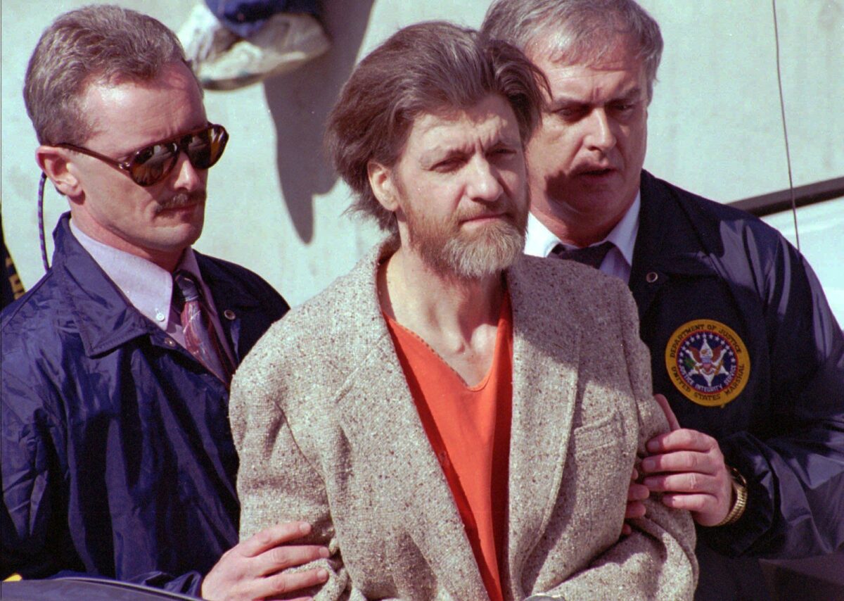 Το μοιραίο λάθος που πρόδωσε τον Unabomber: Πώς ο ιδιοφυής δολοφόνος οδήγησε άθελά του το FBI στην πόρτα του 1 Το μοιραίο λάθος που πρόδωσε τον Unabomber: Πώς ο ιδιοφυής δολοφόνος οδήγησε άθελά του το FBI στην πόρτα του - NewsPoint.gr