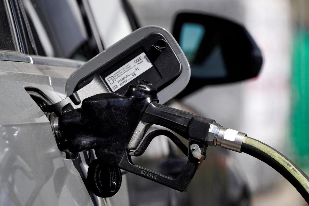 Fuel Pass 2026: Ποιοι θα βάλουν άμεσα χρήματα στο πορτοφόλι τους – Οι παγίδες, τα ποσά και όλα τα μυστικά 1 Fuel Pass 2026: Ποιοι θα βάλουν άμεσα χρήματα στο πορτοφόλι τους – Οι παγίδες, τα ποσά και όλα τα μυστικά - NewsPoint.gr