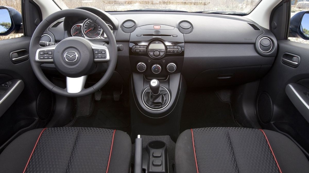 Απίστευτο αλλά αληθινό: Αυτό το supermini-διαμάντι αξίζει λιγότερο από 6.000€ και δεν... σπάει ποτέ! - NewsPoint.gr