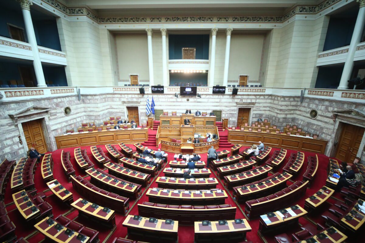 Ανατροπή-σοκ στη Βουλή: Η Δευτέρα που θα γράψει ιστορία για Αθανασίου και Χατζηβασιλείου στην υπόθεση ΟΠΕΚΕΠΕ! - NewsPoint.gr