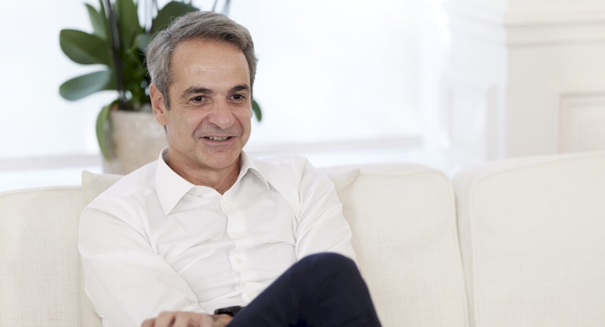 Δεν το περίμενε κανείς: Ο Μητσοτάκης έβαλε φρένο σε Instagram, TikTok και Facebook για παιδιά κάτω των 15 – Πώς θα αλλάξει η χρήση των social media! - NewsPoint.gr