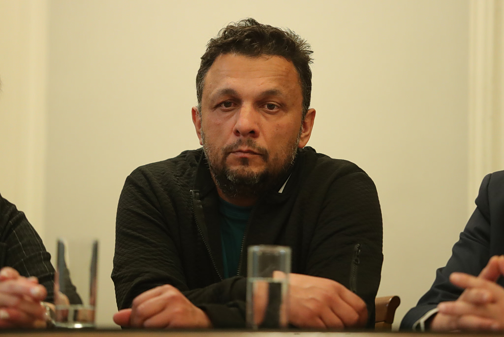 Η συγκλονιστική εξομολόγηση του Πάνου Ρούτσι για τα γενέθλια του αδικοχαμένου γιου του: «Ντένις, πάντα θα σε αγαπάμε» – Η υπόσχεση που ρίγησε το πανελλήνιο στη δίκη Τεμπών 1 Η συγκλονιστική εξομολόγηση του Πάνου Ρούτσι για τα γενέθλια του αδικοχαμένου γιου του: «Ντένις, πάντα θα σε αγαπάμε» – Η υπόσχεση που ρίγησε το πανελλήνιο στη δίκη Τεμπών - NewsPoint.gr