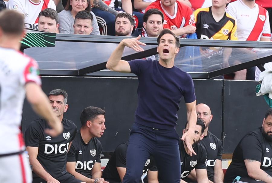 Η αλήθεια που αποκαλύπτει ο Ινίγκο Πέρεθ μετά το 3-0 επί της ΑΕΚ – Ο πραγματικός λόγος που κρατά τη Ράγιο σε συναγερμό! - NewsPoint.gr