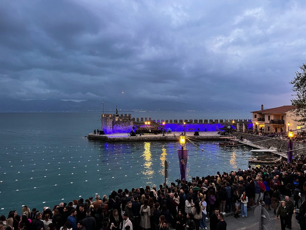 Δείτε τι συμβαίνει το Πάσχα στην Αιτωλοακαρνανία – Έθιμα που καθηλώνουν σε Ναύπακτο, Αγρίνιο, Ευηνοχώρι και Ανάληψη! 1 Δείτε τι συμβαίνει το Πάσχα στην Αιτωλοακαρνανία – Έθιμα που καθηλώνουν σε Ναύπακτο, Αγρίνιο, Ευηνοχώρι και Ανάληψη! - NewsPoint.gr