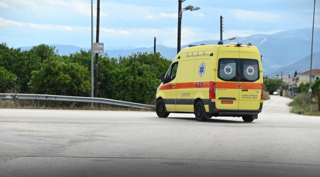Απίστευτο περιστατικό στην Πάτρα: Δρόμος «κατάπιε» απορριμματοφόρο και τραυμάτισε δημοτικό υπάλληλο – Απόλυτο χάος στη γειτονιά! - NewsPoint.gr