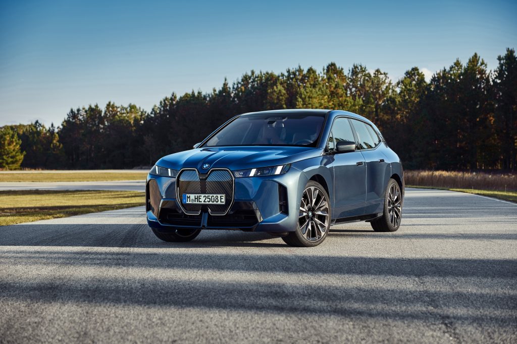 Κανείς δεν περίμενε τόσο δύναμη: Η νέα BMW iX σαρώνει με απόδοση και αυτονομία που συναρπάζει! - NewsPoint.gr