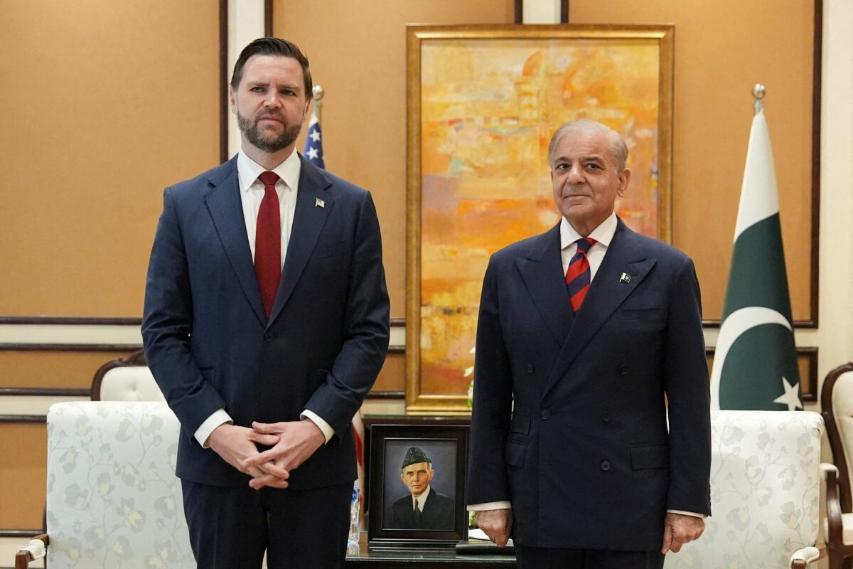 Απρόσμενη εμπλοκή στις διαπραγματεύσεις ΗΠΑ - Ιράν: 21 ώρες χωρίς αποτέλεσμα και αλληλοκατηγορίες που προκαλούν σάλο - NewsPoint.gr