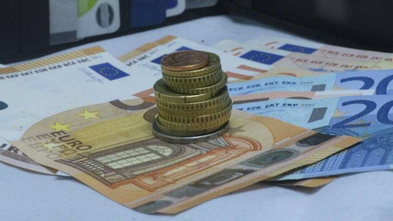 Η τεράστια καταβολή που καθηλώνει: Ποιοι παίρνουν χρήματα από e-ΕΦΚΑ και ΔΥΠΑ αυτή την εβδομάδα – Δείτε εάν είστε στους δικαιούχους! - NewsPoint.gr
