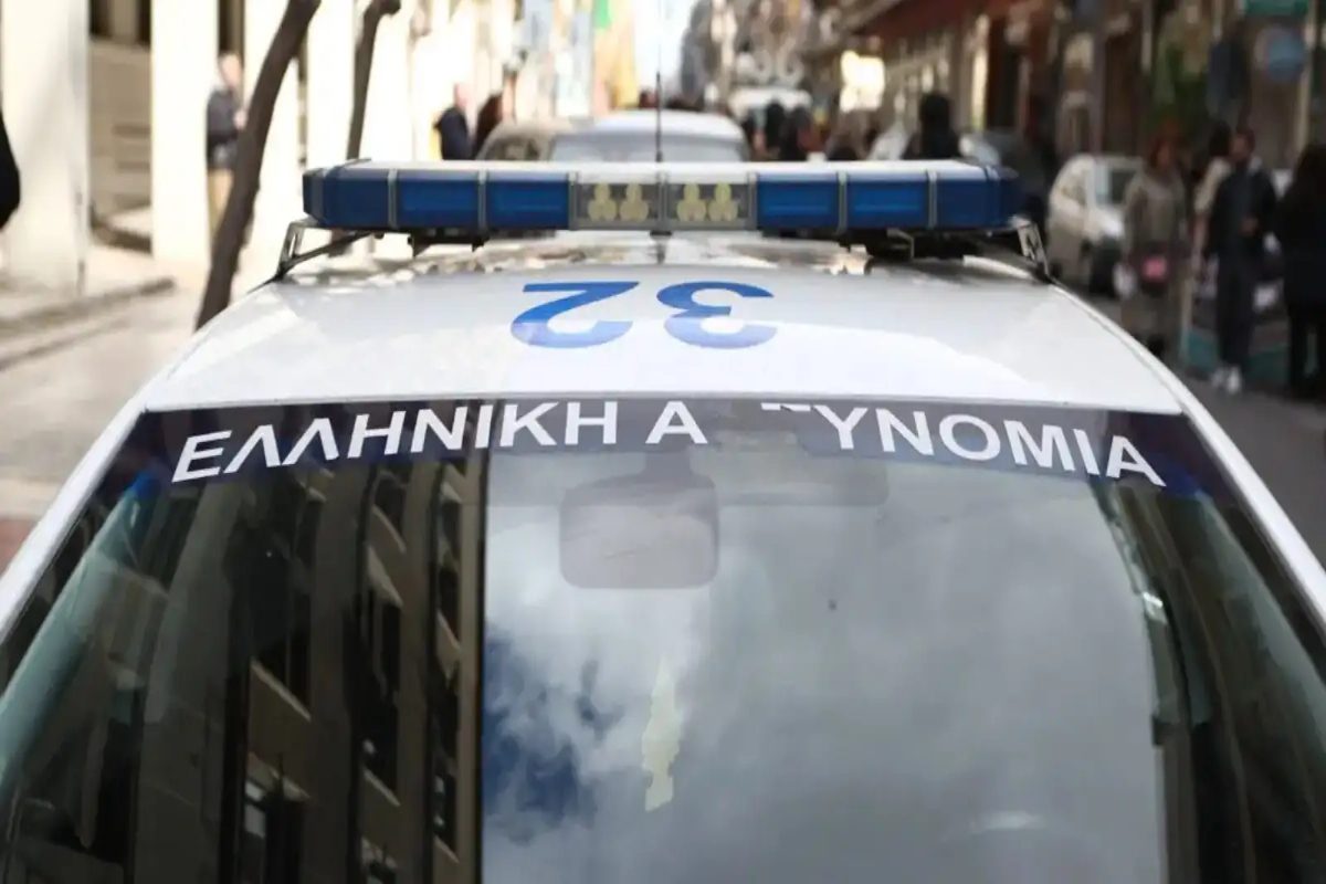 Σάλος στο Κορωπί: Γνωστή influencer συνελήφθη μετά από ξέφρενη καταδίωξη – Όλα όσα αποκάλυψε ο αστυνομικός έλεγχος! 1 Σάλος στο Κορωπί: Γνωστή influencer συνελήφθη μετά από ξέφρενη καταδίωξη – Όλα όσα αποκάλυψε ο αστυνομικός έλεγχος! - NewsPoint.gr