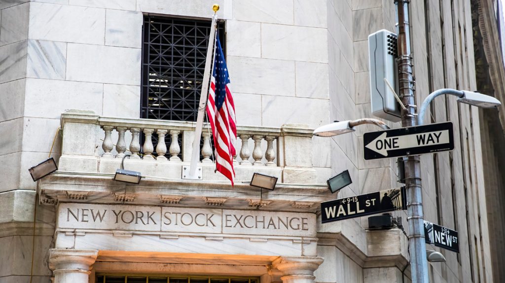 Ανατροπή στη Wall Street: Γιατί οι δείκτες εκτοξεύτηκαν παρά το αδιέξοδο ΗΠΑ-Ιράν - NewsPoint.gr
