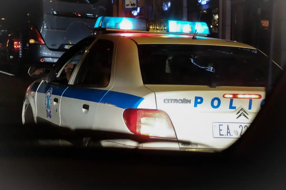 Δεν θα πιστέψετε τι ξέχασε διαρρήκτης στη Λάρισα – Η απίστευτη γκάφα που τον πρόδωσε! - NewsPoint.gr