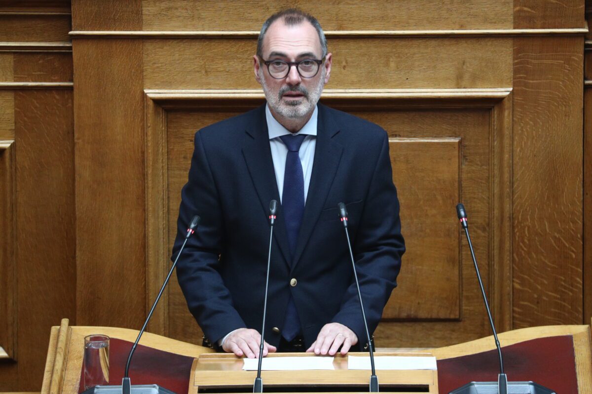 Ανατροπή με Λαζαρίδη: Η απάντηση του Υπ. Παιδείας που θα καθορίσει το μέλλον του – Ηχηρές αιχμές από Κατσανιώτη και Πέτσα! - NewsPoint.gr