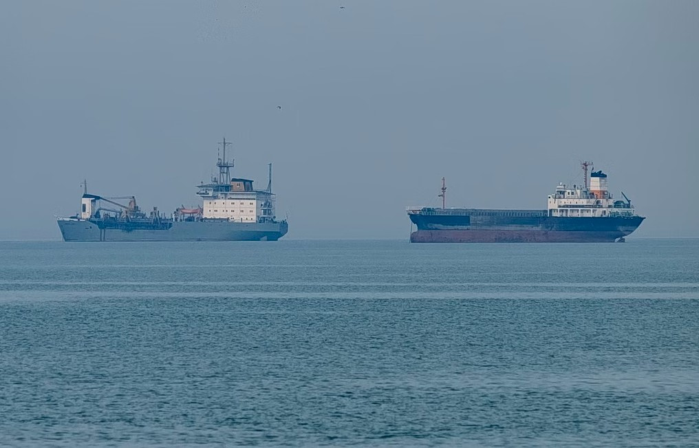 Η απειλή του Ιράν που πυροδοτεί παγκόσμιο σοκ: Η Ερυθρά Θάλασσα σε κίνδυνο αποκλεισμού – ΗΠΑ και Χούθι σε πρωτοφανή σύγκρουση - NewsPoint.gr