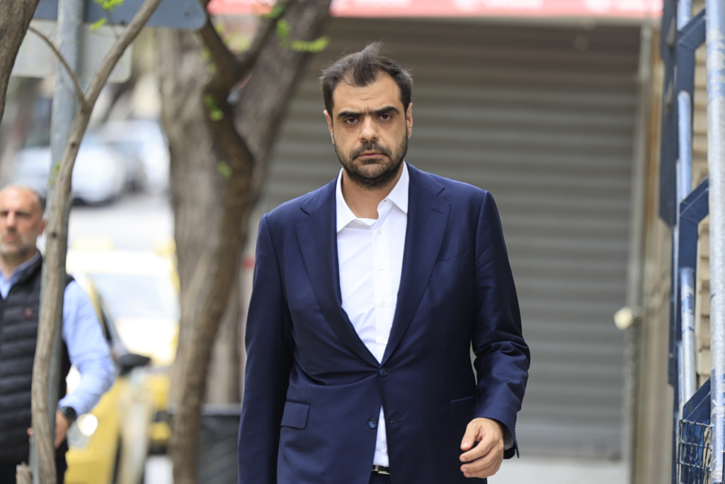 Συγκλονιστική μάχη για τον Γιώργο Μυλωνάκη: Τα συγκινητικά λόγια της κυβέρνησης που δίνουν ελπίδα - NewsPoint.gr