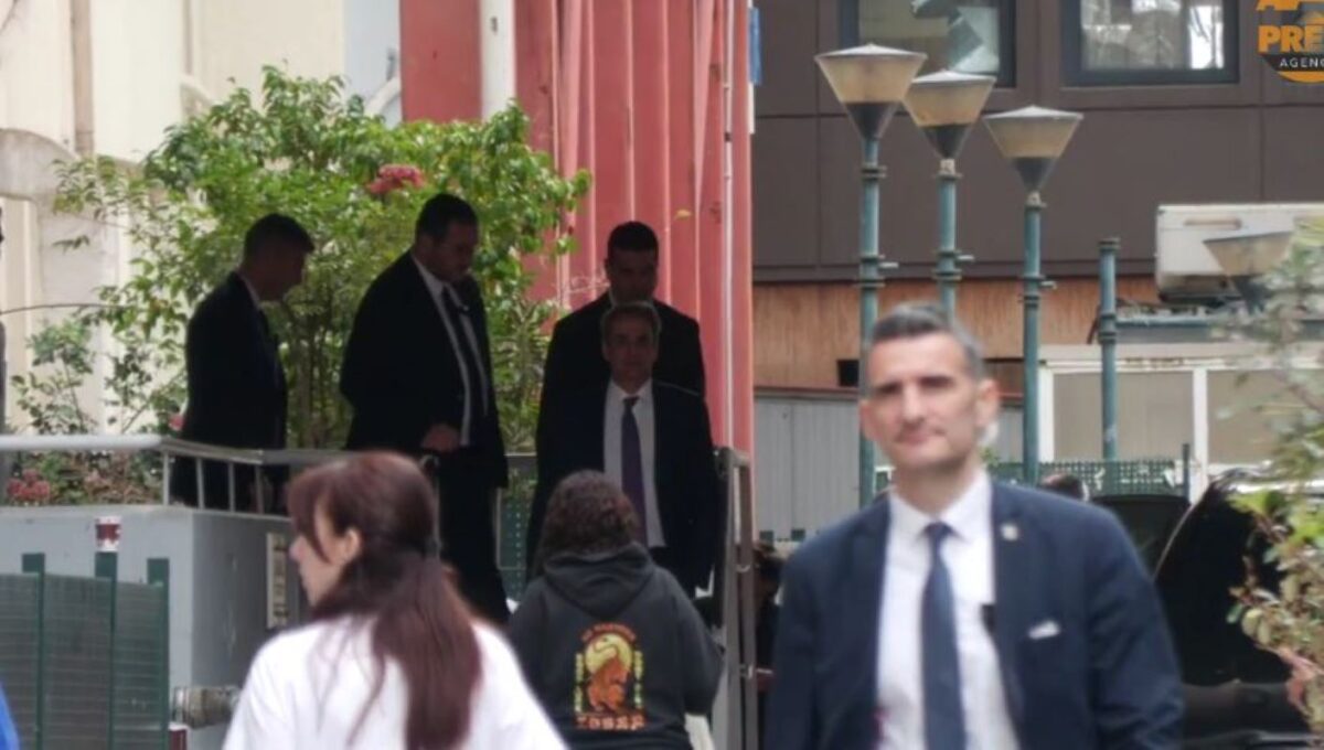 Κανείς δεν περίμενε αυτή την εξέλιξη – Η τρίτη επίσκεψη του Κυριάκου Μητσοτάκη στον Ευαγγελισμό για τη μάχη του Γιώργου Μυλωνάκη - NewsPoint.gr