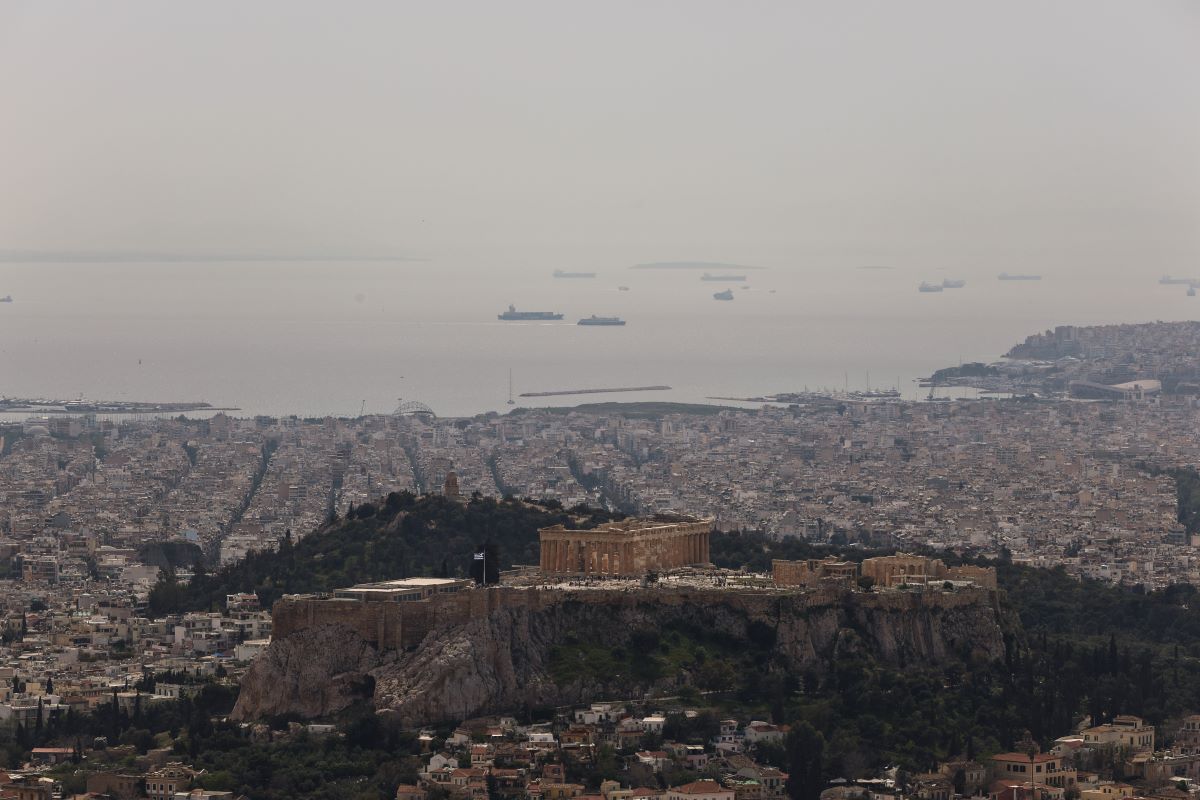 Αλλαγή στον καιρό που δεν περίμενε κανείς: Υποχώρηση αφρικανικής σκόνης και ισχυρές βροχές σε Μακεδονία και Θράκη! 41 Αλλαγή στον καιρό που δεν περίμενε κανείς: Υποχώρηση αφρικανικής σκόνης και ισχυρές βροχές σε Μακεδονία και Θράκη! - NewsPoint.gr