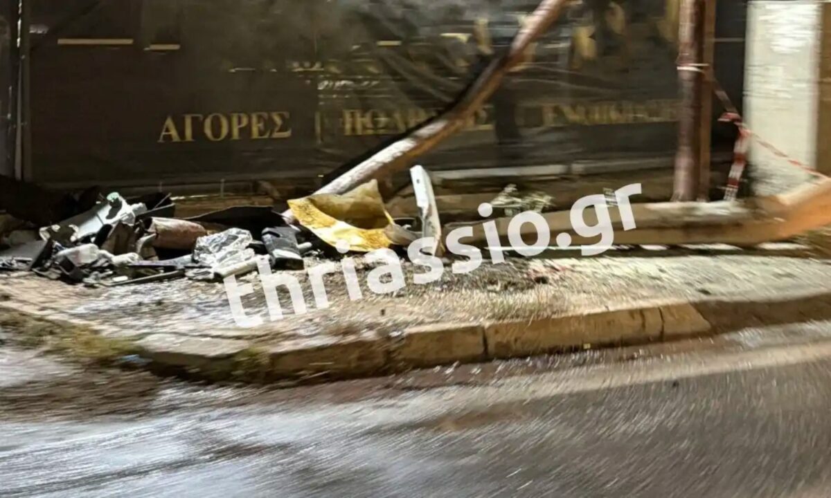 Απίστευτη τραγωδία στην Ελευσίνα: Θανατηφόρα μετωπική αφήνει νεκρό και 3 τραυματίες – Η αγωνιώδης μάχη των διασωστών - NewsPoint.gr