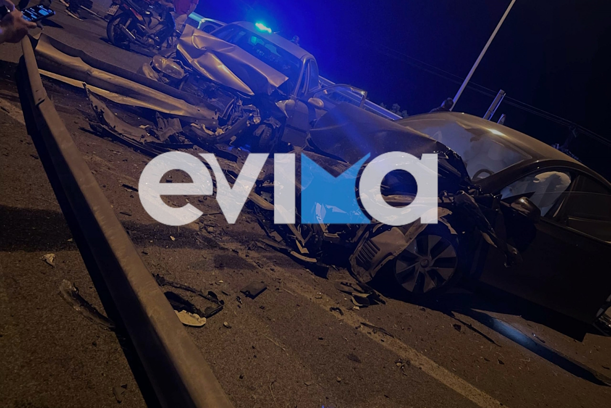 Σοκ στη Χαλκίδα: Τρομερή σύγκρουση στην εθνική με διαλυμένα αυτοκίνητα και τραυματίες – Τι συνέβη αργά το βράδυ - NewsPoint.gr