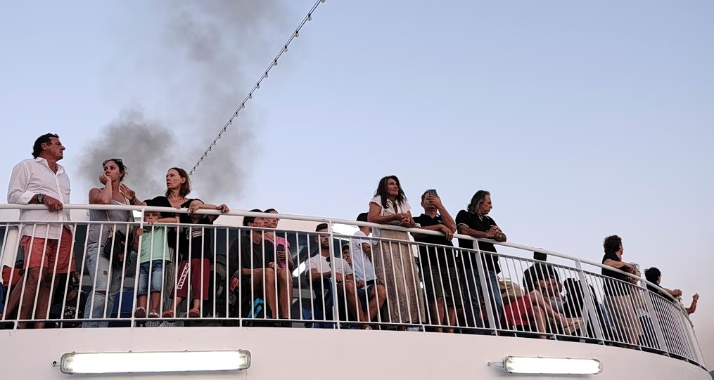 Απίστευτο προνόμιο από τον ΟΠΕΚΑ: Δωρεάν διακοπές για 27.500 αγρότες στα υπέροχα νησιά του Αιγαίου και στον Έβρο – Μάθε αν είσαι δικαιούχος! - NewsPoint.gr