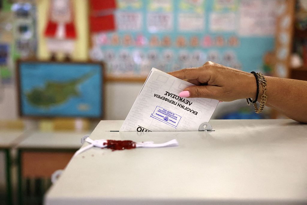 Η ανατροπή που συγκλονίζει την Κύπρο: Πώς ο Φειδίας Παναγιώτου έφερε τα πάνω-κάτω στις εκλογές – Όλα τα αποτελέσματα 30 Η ανατροπή που συγκλονίζει την Κύπρο: Πώς ο Φειδίας Παναγιώτου έφερε τα πάνω-κάτω στις εκλογές – Όλα τα αποτελέσματα - NewsPoint.gr