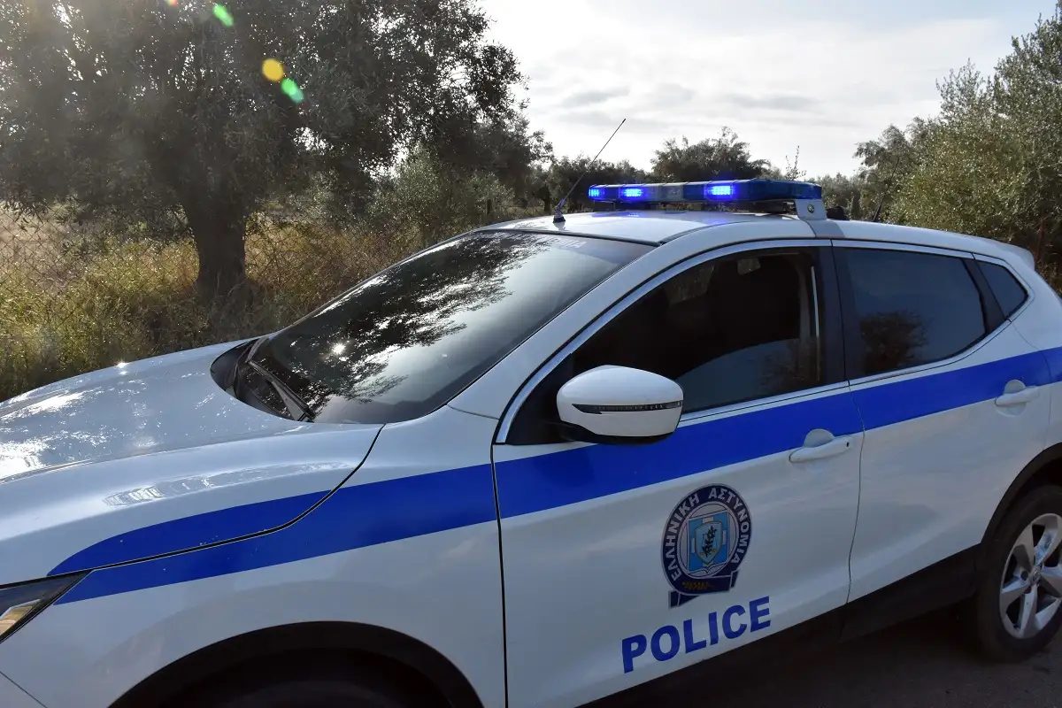Σοκ στη Θεσσαλονίκη: Τρεις ανήλικοι ξαναβρέθηκαν στα κρατητήρια μετά από απίθανο «χτύπημα» σε ψιλικατζίδικο στην Τριανδρία! - NewsPoint.gr