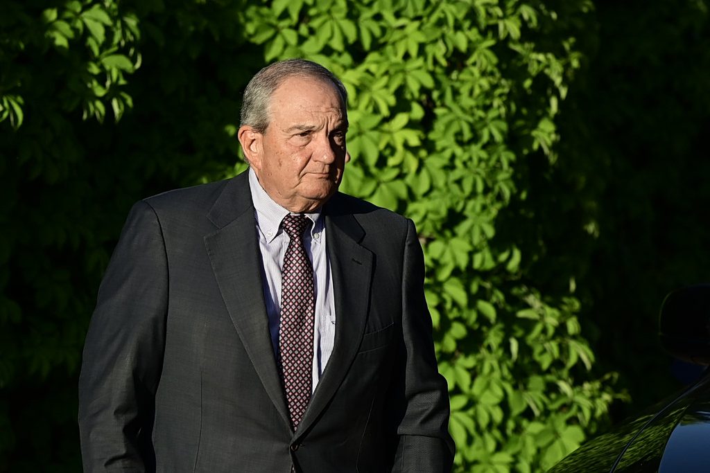 Η σιωπή του Καραμανλή προκαλεί αναταράξεις – Οι αντιδράσεις που ανησυχούν το Μαξίμου και το παρασκήνιο της νέας πολιτικής σύγκρουσης - NewsPoint.gr