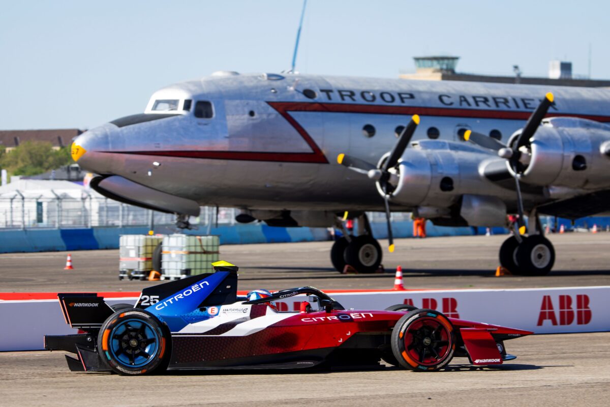 Απίστευτο θρίλερ στη Formula E: Η Citroen κατακτά το Βερολίνο και φέρνει τα πάνω–κάτω με τον Nick Cassidy! - NewsPoint.gr